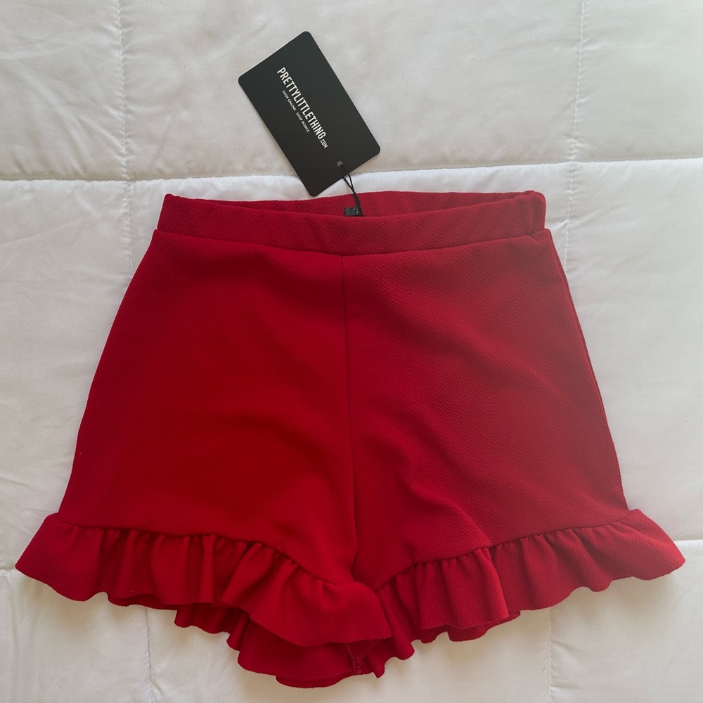 NWT Pretty Little Thing Red Ruffles Shorts Size 2 XS/Small